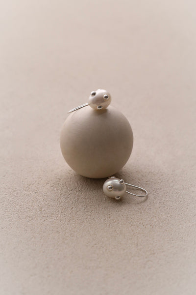Сережки Dragons Nest White